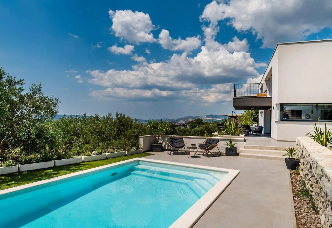 Villa Mare Vista, Kastel Kambelovac Kastela