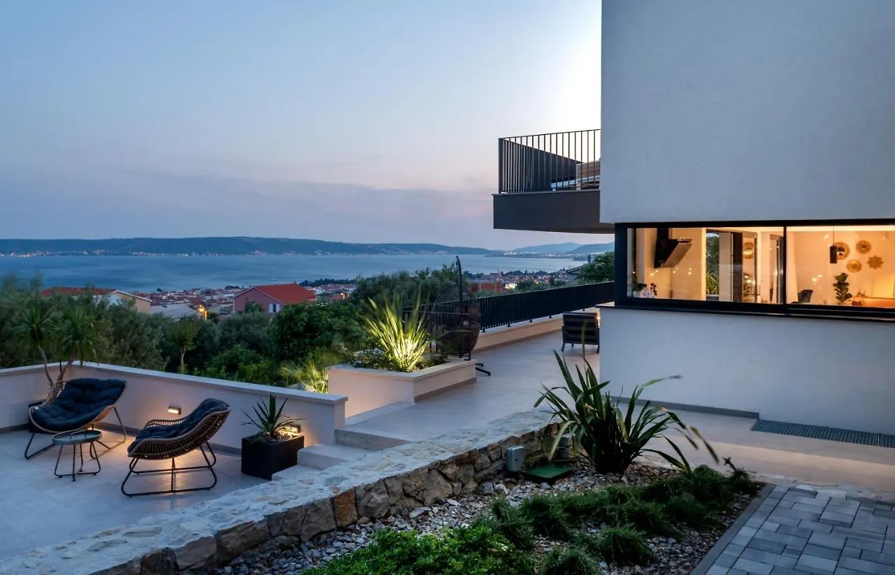Villa Mare Vista, Kastel Kambelovac Kastela