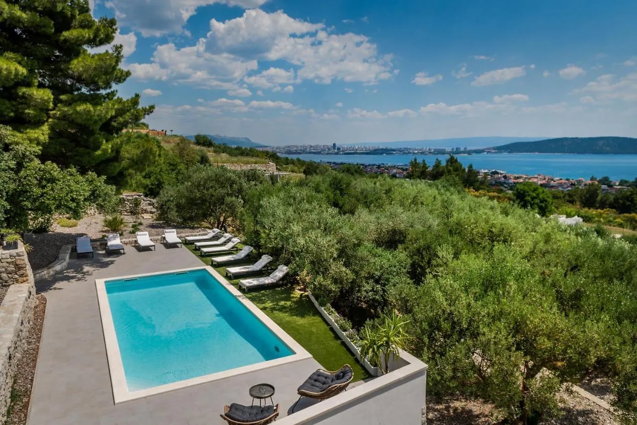 Villa Mare Vista, Kastel Kambelovac Kastela 0*,  Croatia